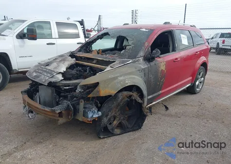 2016 Dodge Journey Crossroad Plus z USA, uszkodzony, nr VIN 3C4PDCGG9GT186366